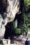 Lourdes6.jpg (33288 byte)